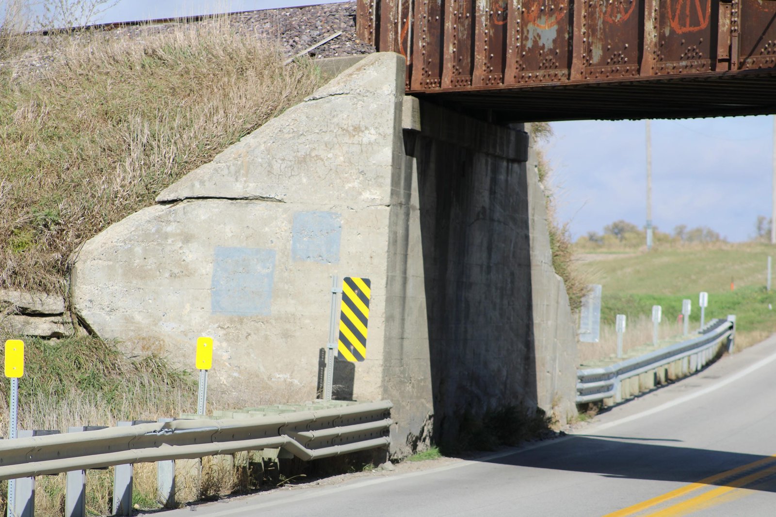 North abutment